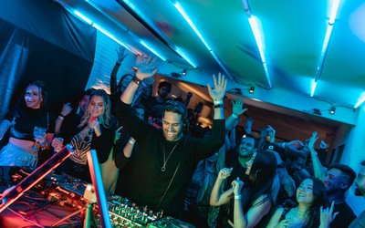"Ed Lopes & Friends" apresenta projeto de live sets com música boa, amigos queridos e a vibe lá em cima