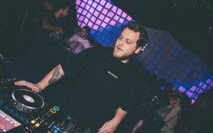 Bruno Martini celebra nova fase com shows pelos Estados Unidos e Europa