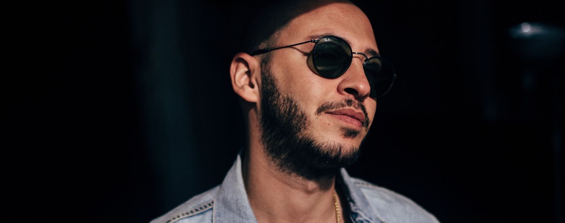 Sirus Hood retorna ao CAOS nesta sexta como headliner da nova edição da festa Dale!