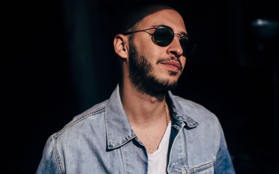 Sirus Hood retorna ao CAOS nesta sexta como headliner da nova edição da festa Dale!