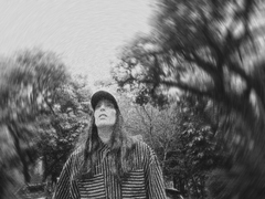 Ashibah explora o house melódico no single “Walk”