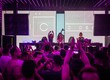 Em parceria com a Colours, Closer, de Eli Iwasa, retorna a Caxias do Sul