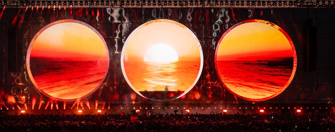 Sunsetstrip, de Hernan Cattaneo, anuncia BLANCAh e BRVNOV no lineup de sua primeira edição no Brasil