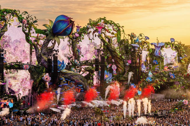Tomorrowland Brasil adiciona Argy, Avalon Emerson, AZYR, Deadmau5