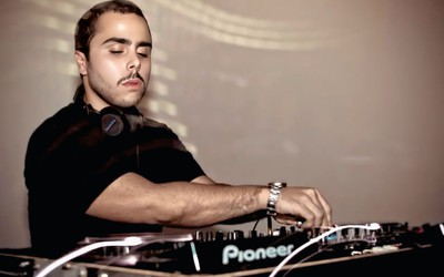 Com “My Bass”, Krishna Baby retorna à ElectroBreakz em sequência de lançamentos homenageando Smutty and Funky