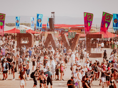 Monegros Desert Festival, na Espanha, prepara encerramento duplo pela primeira na história