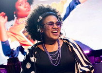 DJ Tamy se apresenta em quatro datas do Rock in Rio: “a música continua me levando para lugares que fazem sentido para mim”